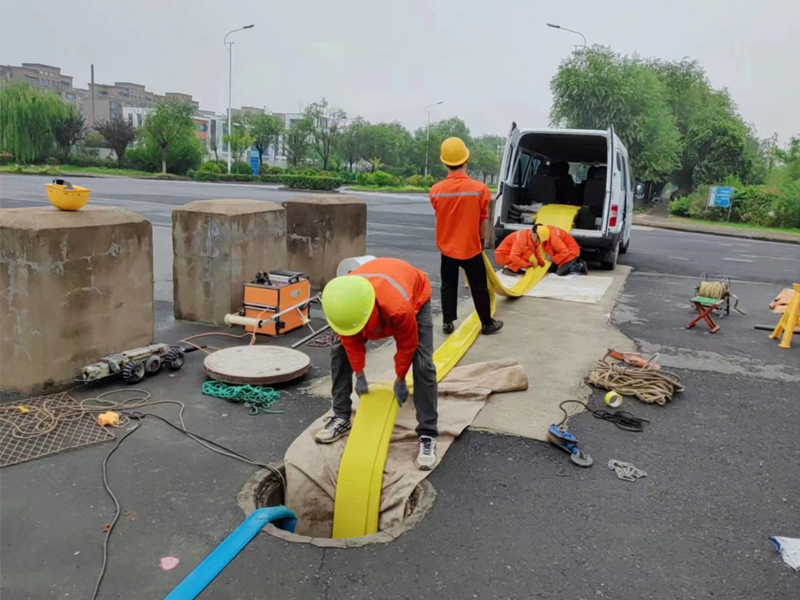 曹后光固化管道修复